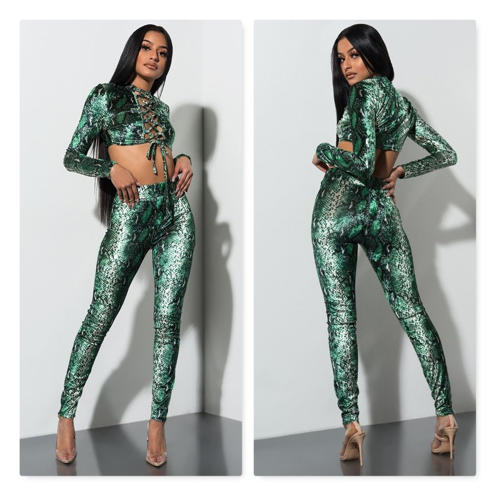 Green Velvet Snake Set